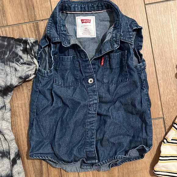 5 pieces 12 months - Picture 3 of 6